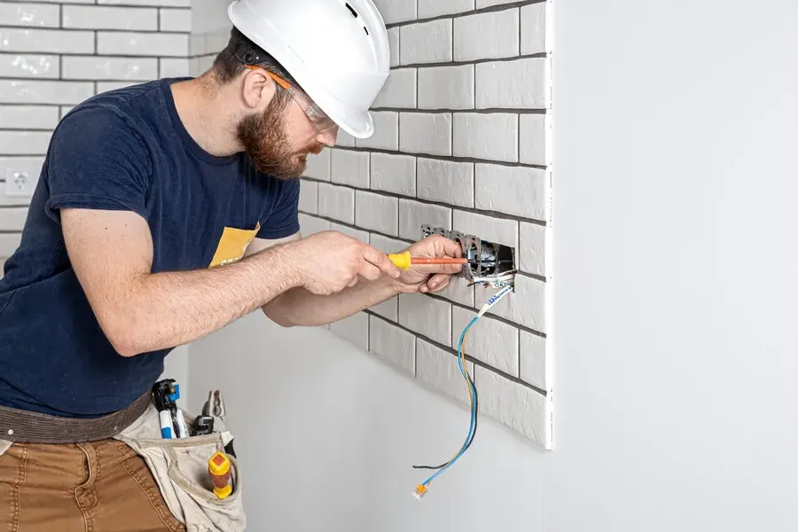 How To Choose A Trusted Electrician For Home Improvement in Upper Darby Township, PA